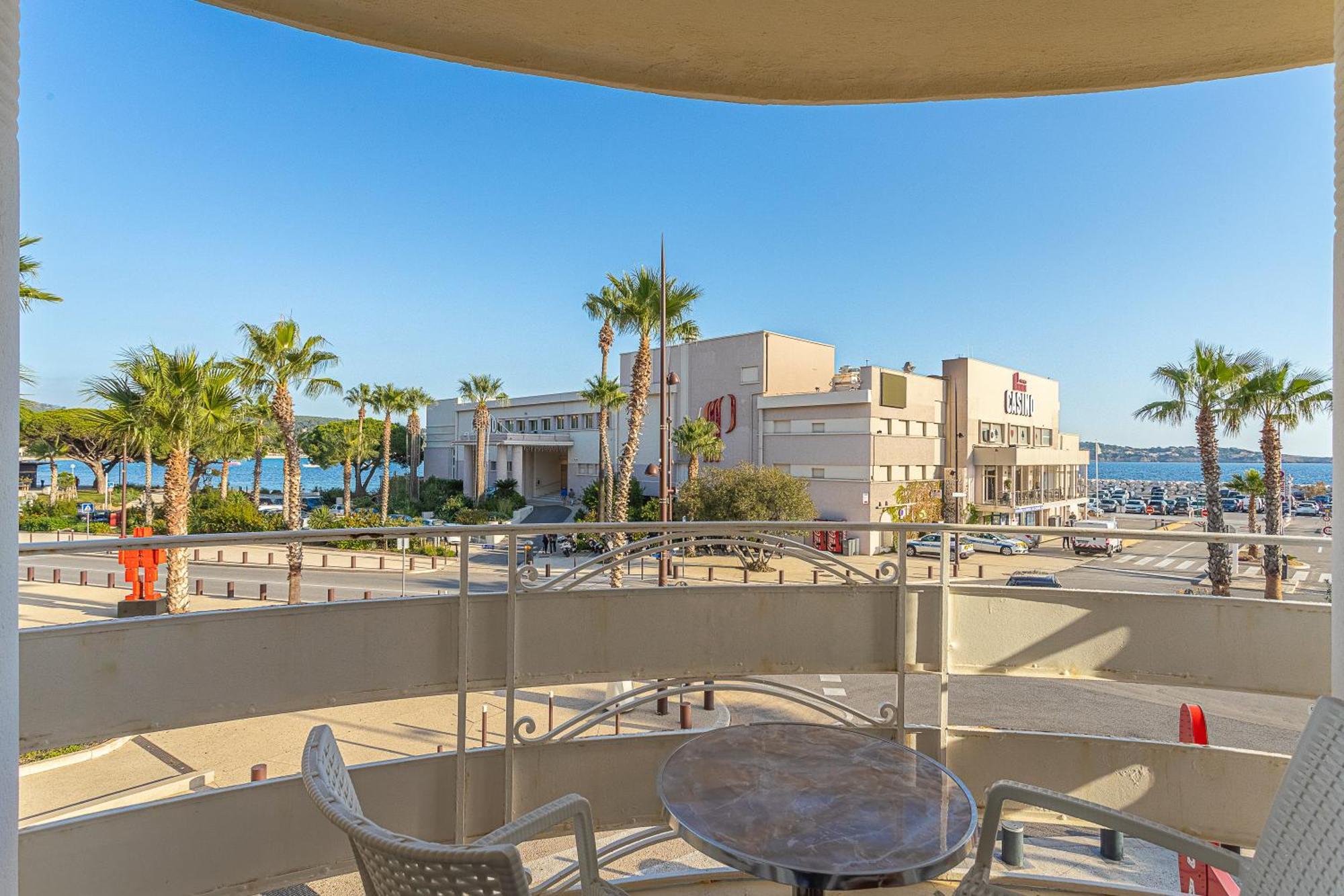 De La Baie Bandol